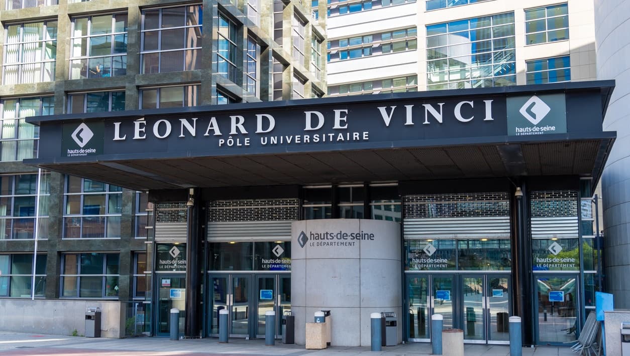 Le Bachelor hybride, un parcours innovant développé par les écoles du Pôle Léonard de Vinci