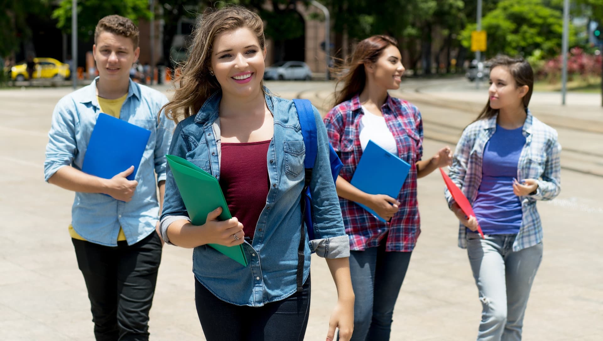 L’INSEEC GE lance une initiative inédite pour soutenir les étudiants boursiers