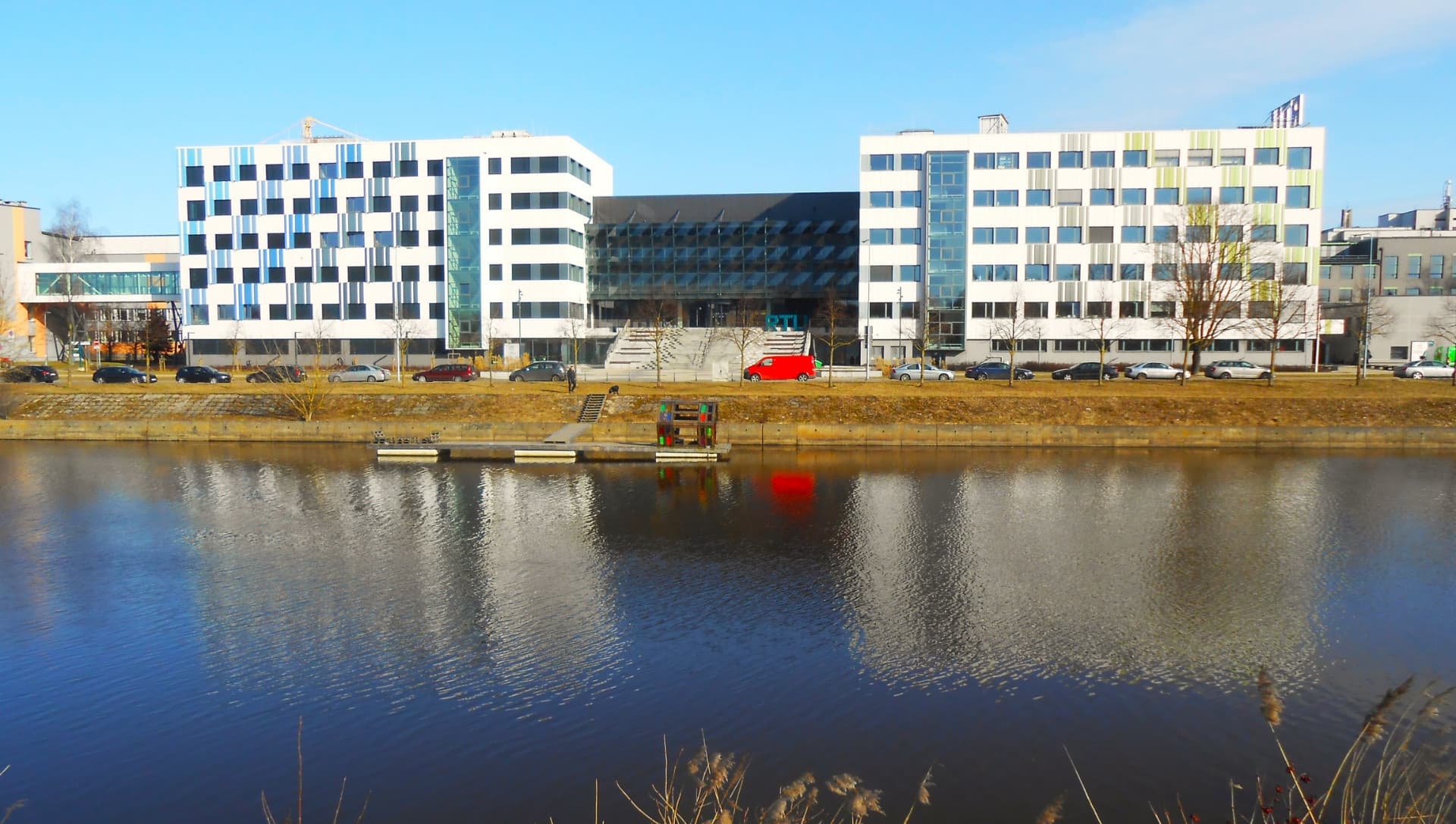 Quelle est la différence entre Polytech et Polytechnique ?