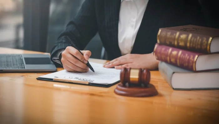 La licence droit dorénavant exigée pour accéder à la profession d’avocat 