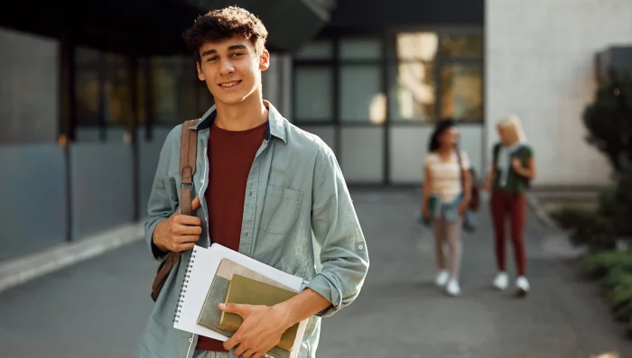 École d’ingénieurs : prépa ou post-bac, quelle voie choisir ?