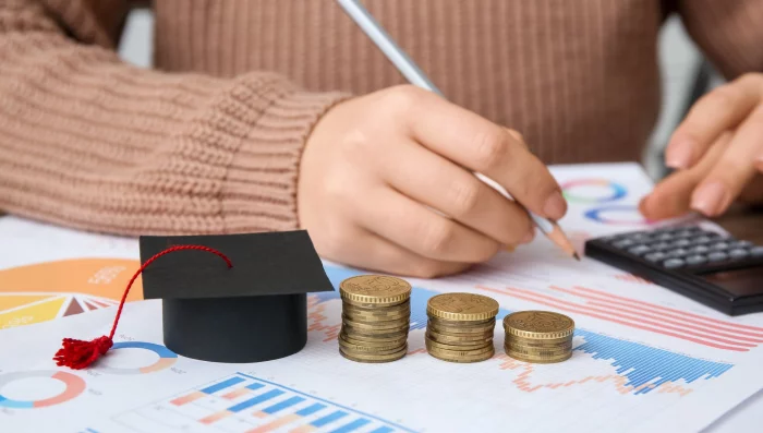 Frais de scolarité : l’envolée des coûts en école de commerce