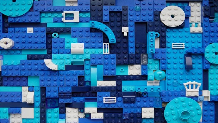 L’EM Normandie mise sur la LEGO® SERIOUS PLAY® pour enseigner la géopolitique