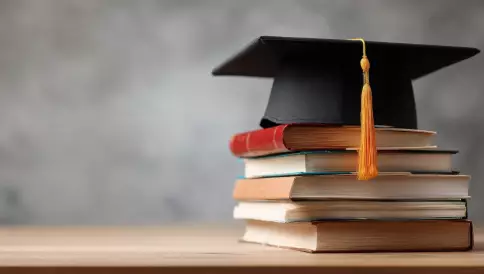 Comment postuler à une école de management sur Parcoursup