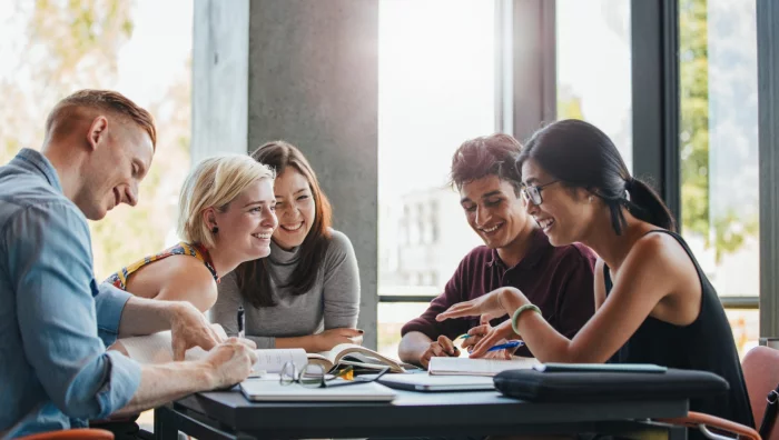 Les profils d’ingénieurs de plus en plus convoités par les écoles de commerce