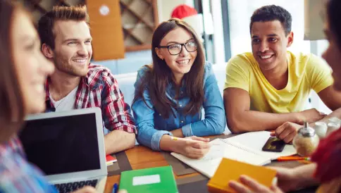 HEC Paris annonce sa journée portes ouvertes 100% digitale