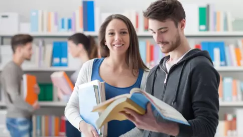 Alternis BS : formations post-bac en alternance hors Parcoursup